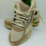 Tênis Mizuno LS Marrom e Bege